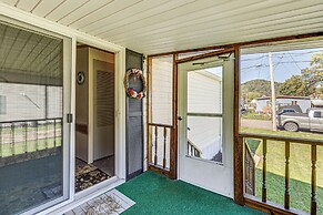 Paden City Home Near Ohio River!