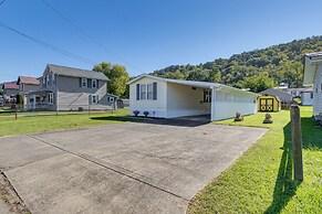 Paden City Home Near Ohio River!