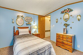 Paden City Home Near Ohio River!