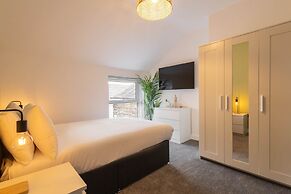 Host Stay Dragon Parade