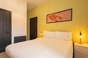 Host Stay Dragon Parade