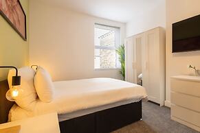 Host Stay Dragon Parade