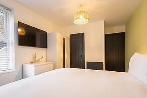 Host Stay Dragon Parade