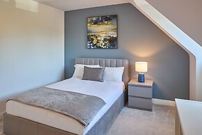 Host Stay Danford Court