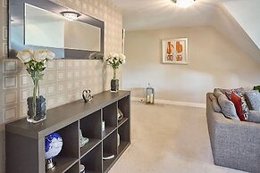 Host Stay Danford Court