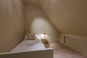 House Tilo Charming Holiday Home in Ypres for 8 Guests History Nature 