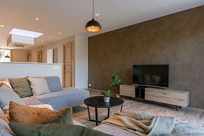 House Tilo Charming Holiday Home in Ypres for 8 Guests History Nature