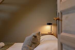 House Tilo Charming Holiday Home in Ypres for 8 Guests History Nature