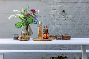 House Tilo Charming Holiday Home in Ypres for 8 Guests History Nature
