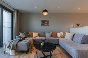 House Tilo Charming Holiday Home in Ypres for 8 Guests History Nature