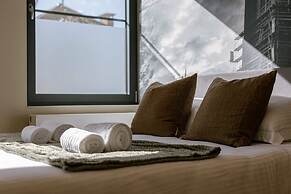 House Tilo Charming Holiday Home in Ypres for 8 Guests History Nature