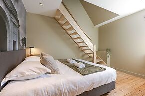 House Tilo Charming Holiday Home in Ypres for 8 Guests History Nature