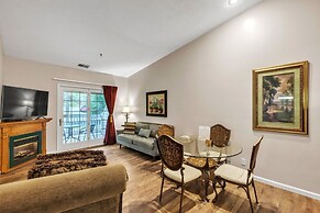 3rd Floor Back Side Penthouse Suite - 307 by Grand Wood Suites