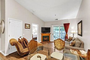 3rd Floor Back Side Penthouse Suite - 307 by Grand Wood Suites