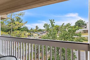 3rd Floor Front Side Corner Penthouse Suite - 301 by Grand Wood Suites