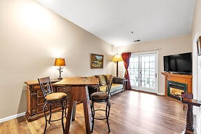 3rd Floor Front Side Penthouse Suite - 303 by Grand Wood Suites