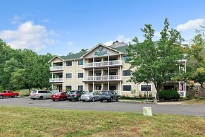 2nd Floor Back Side Suite - 206 by Grand Wood Suites