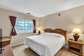 2nd Floor Back Side Suite - 206 by Grand Wood Suites