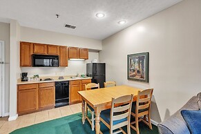 2nd Floor Front Side Suite - 203 by Grand Wood Suites