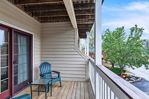 2nd Floor Front Side Suite - 203 by Grand Wood Suites