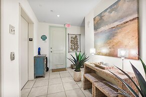 Lagoon Tower 1301 3 Bedroom Condo