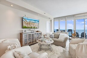 Lagoon Tower 1301 3 Bedroom Condo