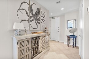 Lagoon Tower 1301 3 Bedroom Condo