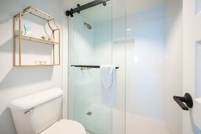 Phoenix Vii 71009 2 Bedroom Condo