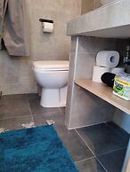 Modiano Studios  Center-Your Urban Stay