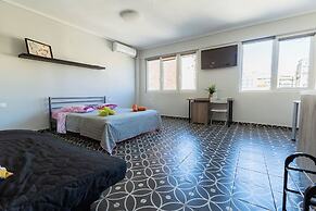 Modiano Studios  Center-Your Urban Stay