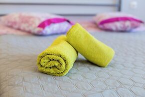 Modiano Studios  Center-Your Urban Stay