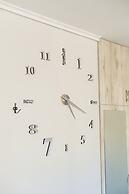 Modiano Studios  Center-Your Urban Stay