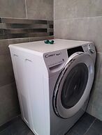 Modiano Studios  Center-Your Urban Stay