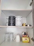 Modiano Studios  Center-Your Urban Stay