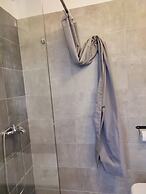 Modiano Studios  Center-Your Urban Stay