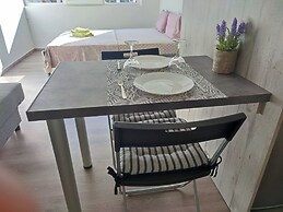 Modiano Studios  Center-Your Urban Stay