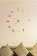 Modiano Studios  Center-Your Urban Stay