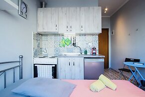 Modiano Studios  Center-Your Urban Stay