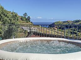 Sevenhouse by Atlantic Holiday