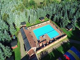 Splendid Cabin in Camping Resort