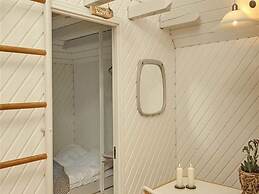Splendid Cabin in Camping Resort