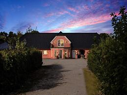 Splendid Cabin in Camping Resort