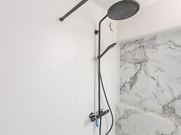 Amazing Apartment With Sea-views