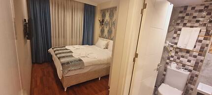 By Historyal Hotel Due