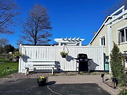 Auberge Eldo Inn