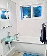 Cozy Gillingham Hideaway With 2 Bedrooms