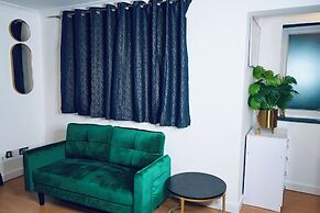 Cozy Gillingham Hideaway With 2 Bedrooms