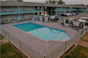 The Hastings Inn Parsons