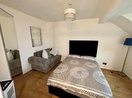 K Sweets Bromley Apartments