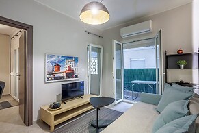 Be Queen-Your Urban Stay